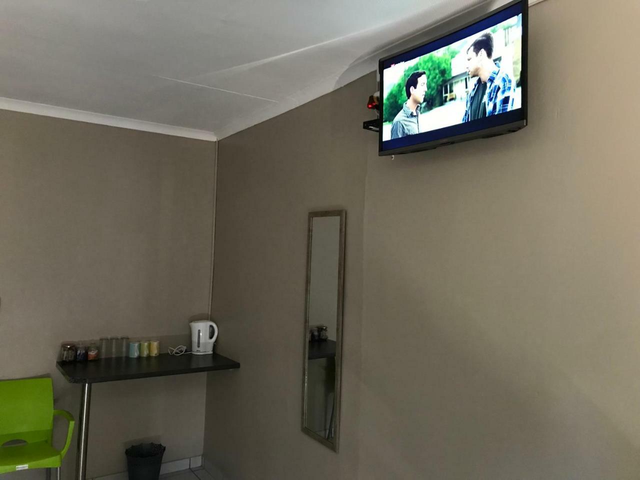 4 On Sirius Hotel Polokwane Exterior foto
